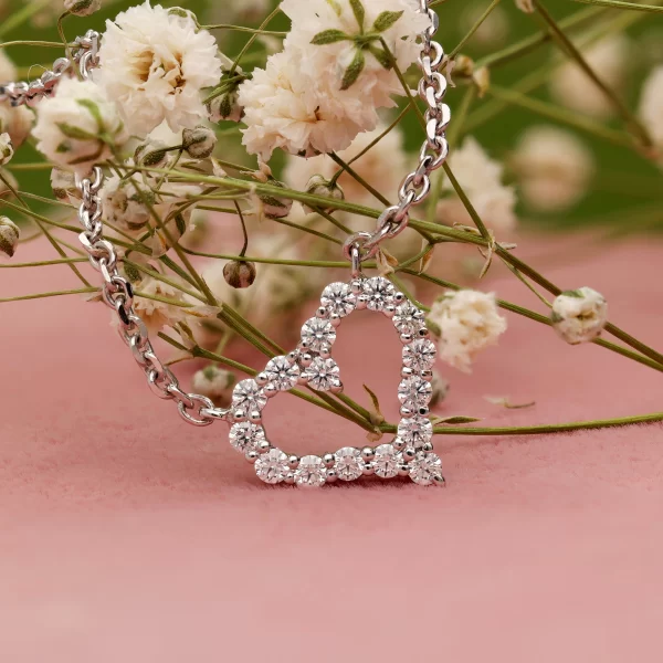 Classic 8HEARTS Heart H&A Diamond Necklace